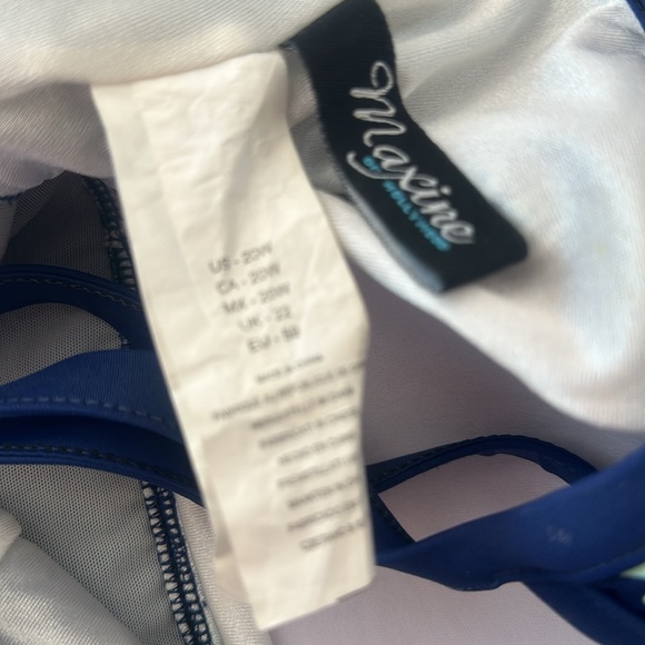 Women’s swimsuit size 20 - Picture 4 of 5